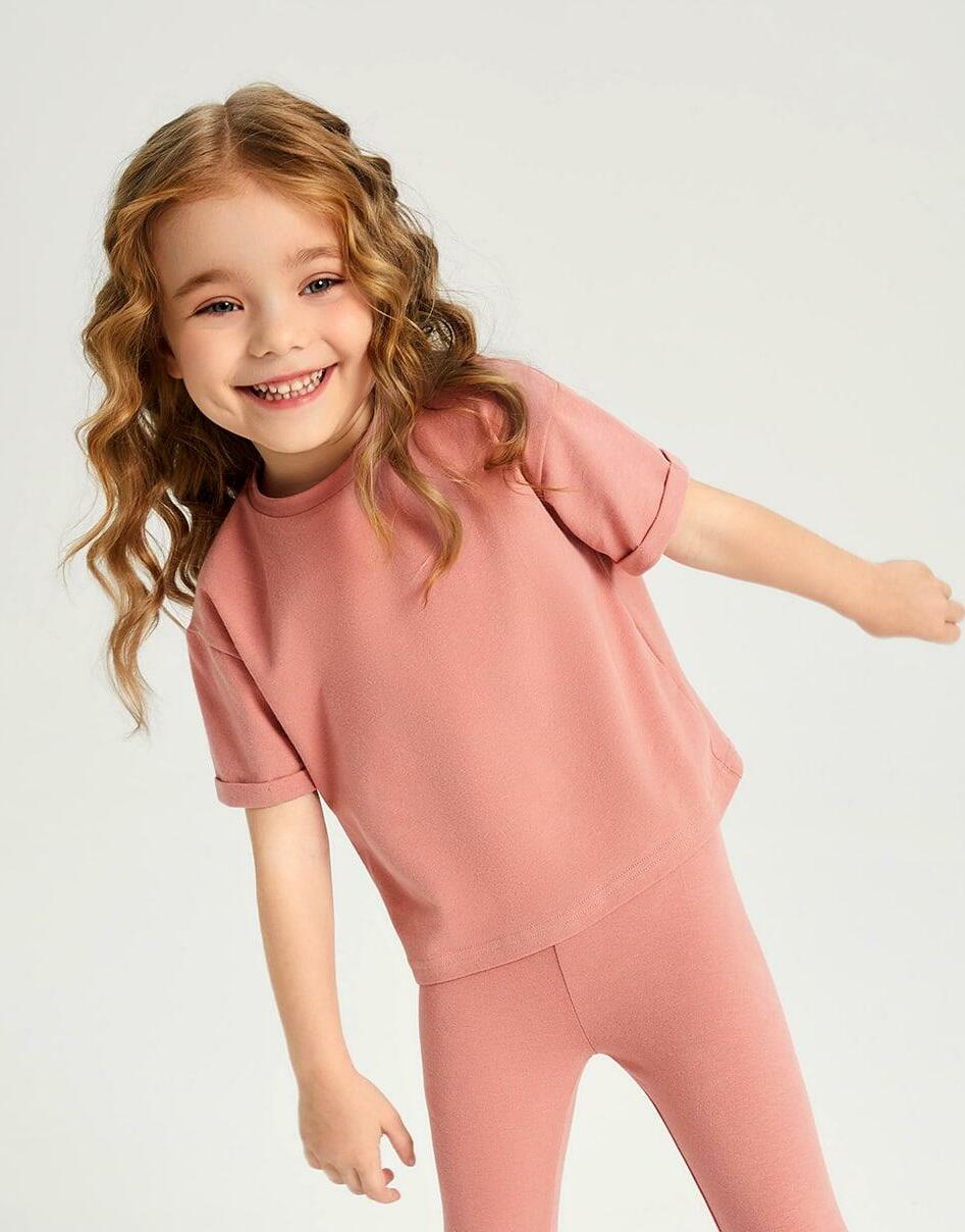różowy t-shirt basic
