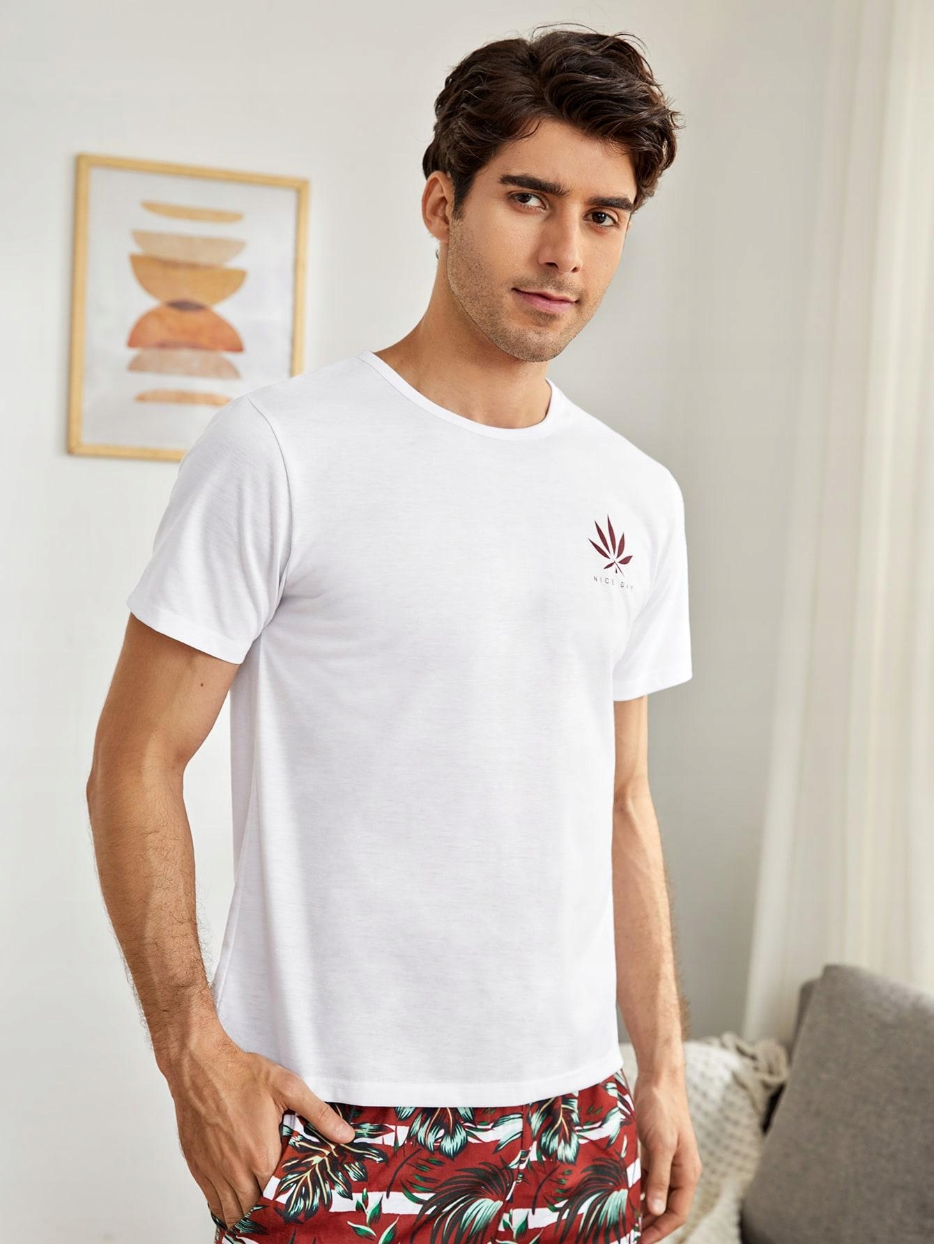 biały t-shirt piżama