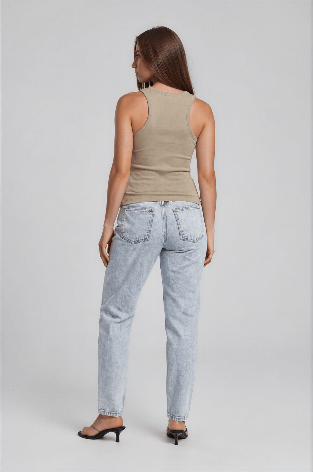 spodnie jeans dziury