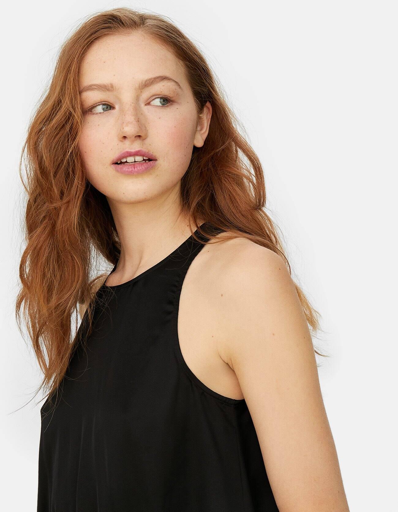CZARNY TOP CASUAL