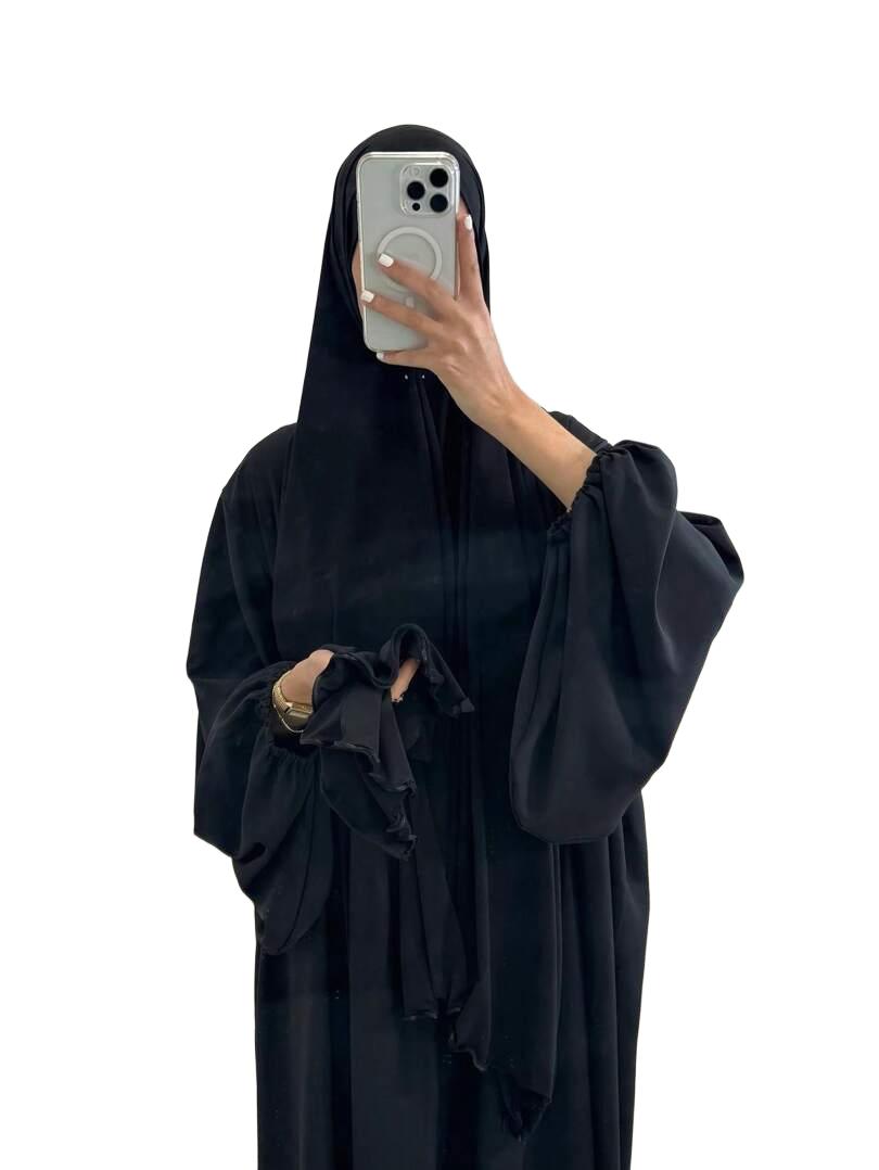 CZARNA CHUSTA FALBANKI