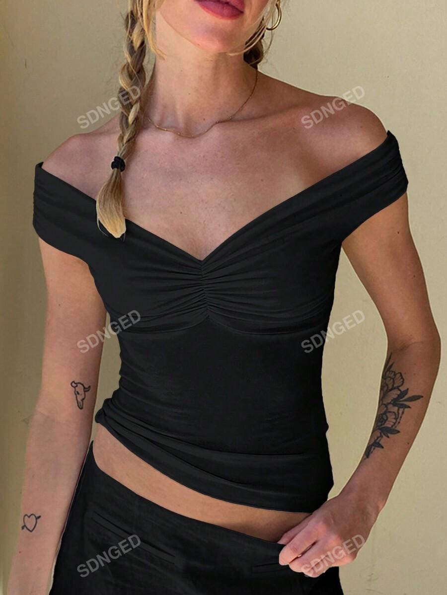 KLASYCZNY CZARNY TOP V-NECK MARSZCZENIE