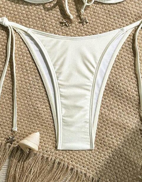 kremowy dół od bikini