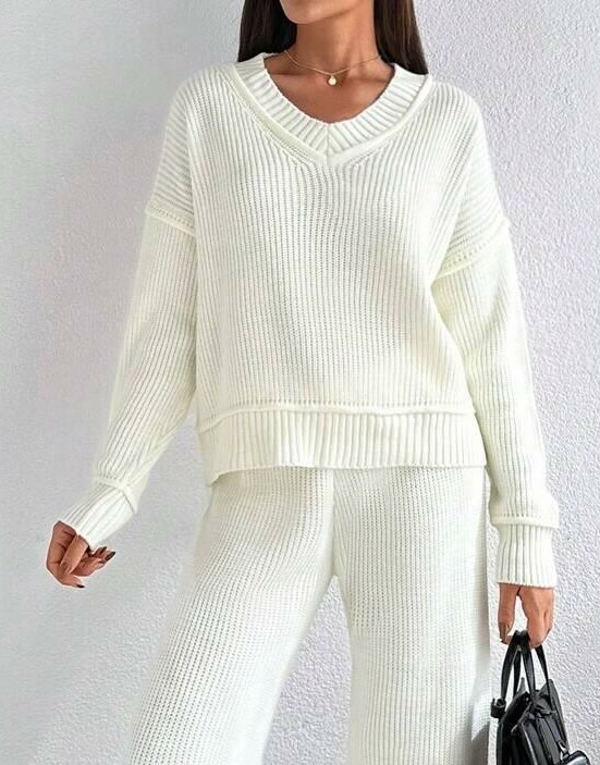 sweter v neck długi rękaw