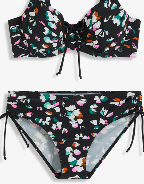 DÓŁ OD BIKINI 