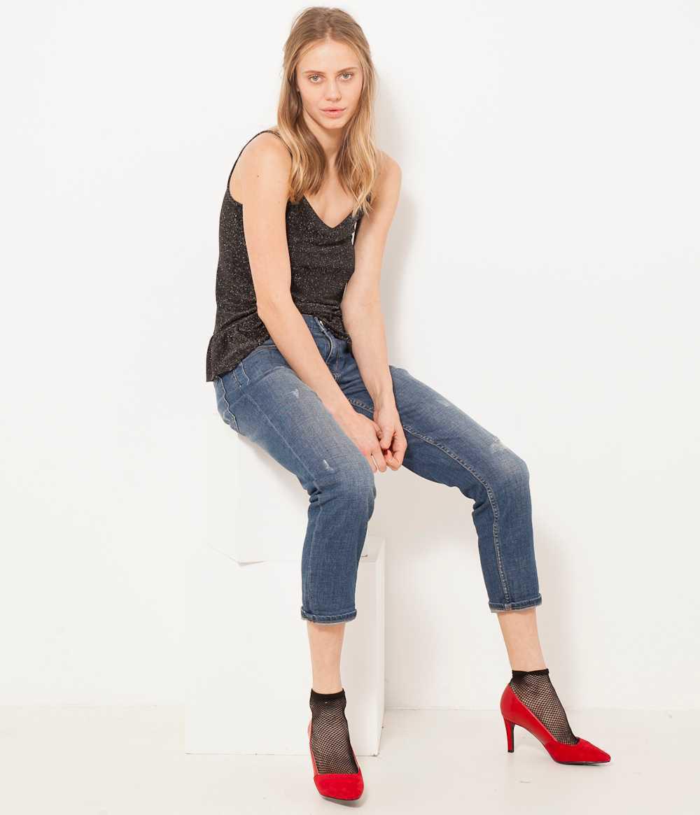 CZARNY TOP NA RAMIĄCZKACH V-NECK POŁYSK