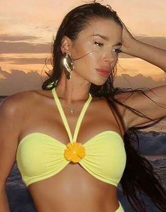 żółta góra od bikini 