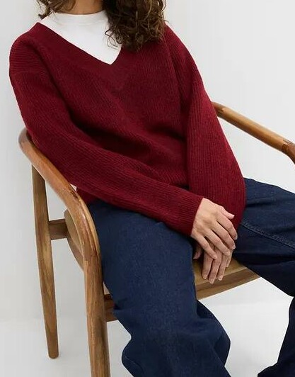 DZIANINOWY SWETER Z W SEREK