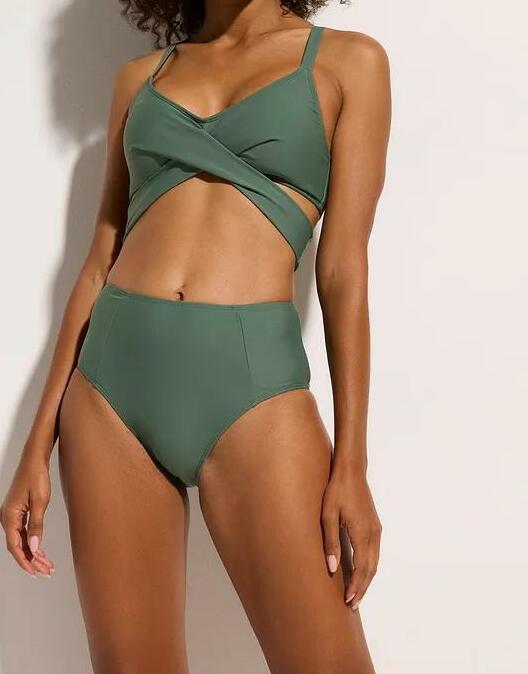MAJTKI OD BIKINI