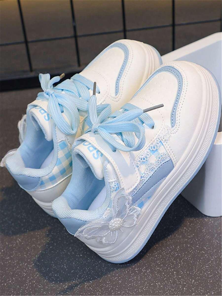 BUTY SPORTOWE ZDOBIENIE