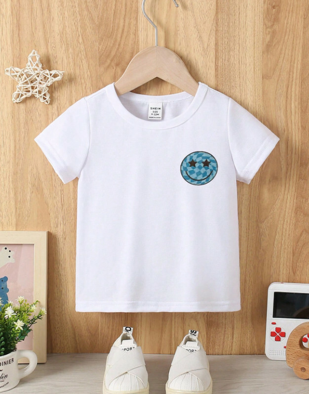 biały t-shirt nadruk 