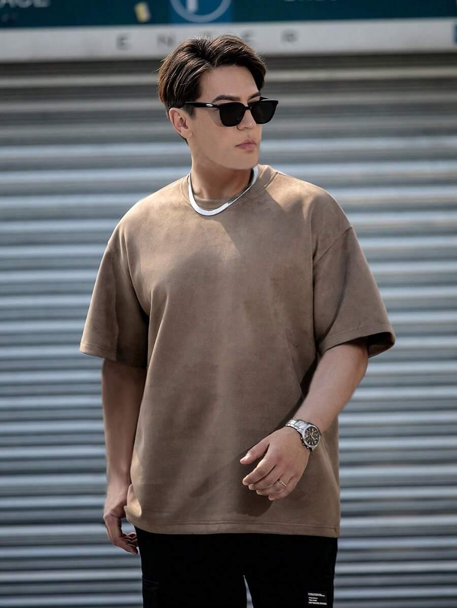 BRĄZOWY T-SHIRT CASUAL