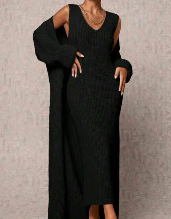 czarna dzianinowa sukienka v-neck 