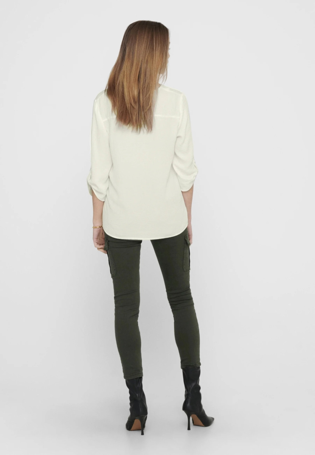 luźna bluzka v neck