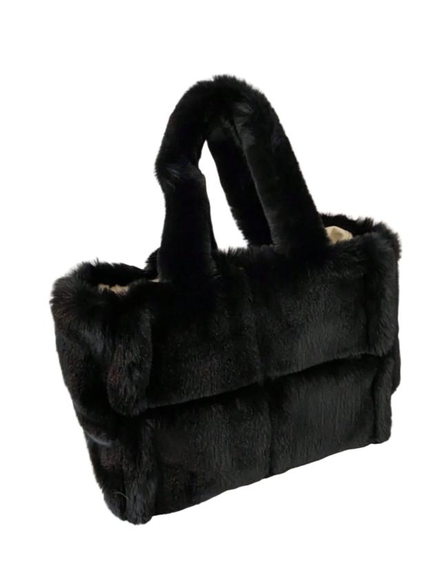 CZARNA TOREBKA NA RAMIĘ