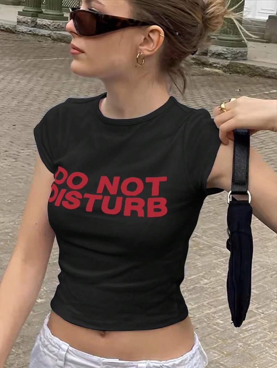 czarny top napisy
