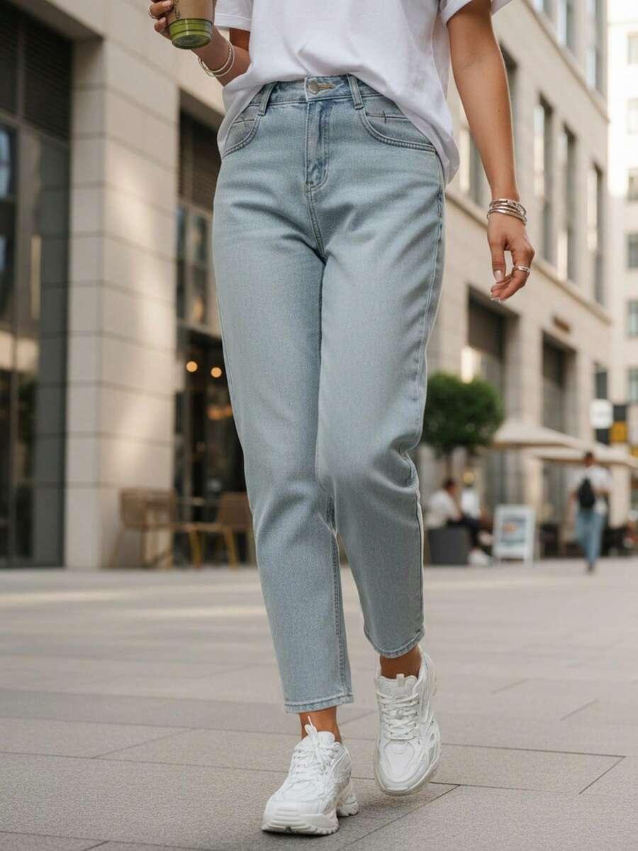 niebieskie spodnie jeans