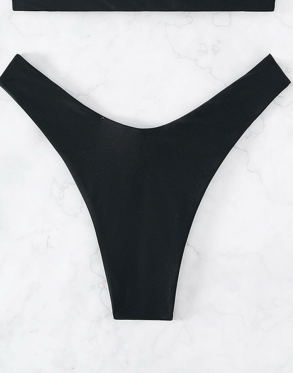 CZARNY DÓŁ OD BIKINI