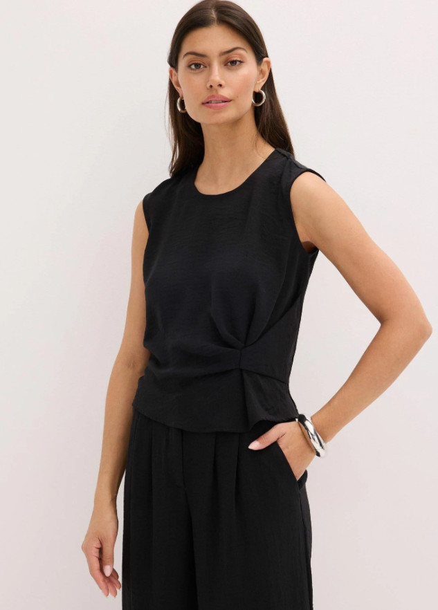CZARNA BLUZKA CASUAL