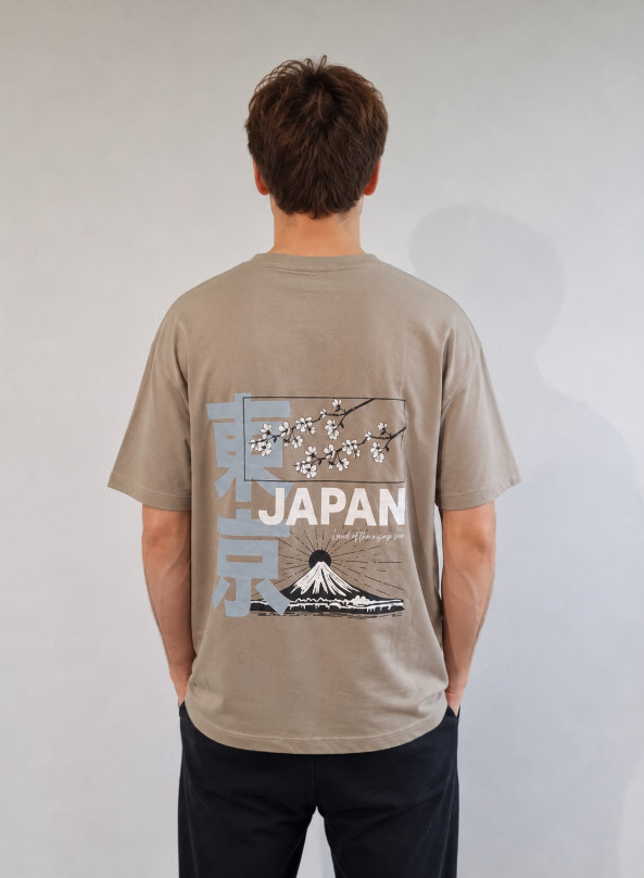 BAWEŁNIANY BEŻOWY T-SHIRT OKRĄGŁY DEKOLT NADRUK JAPAN