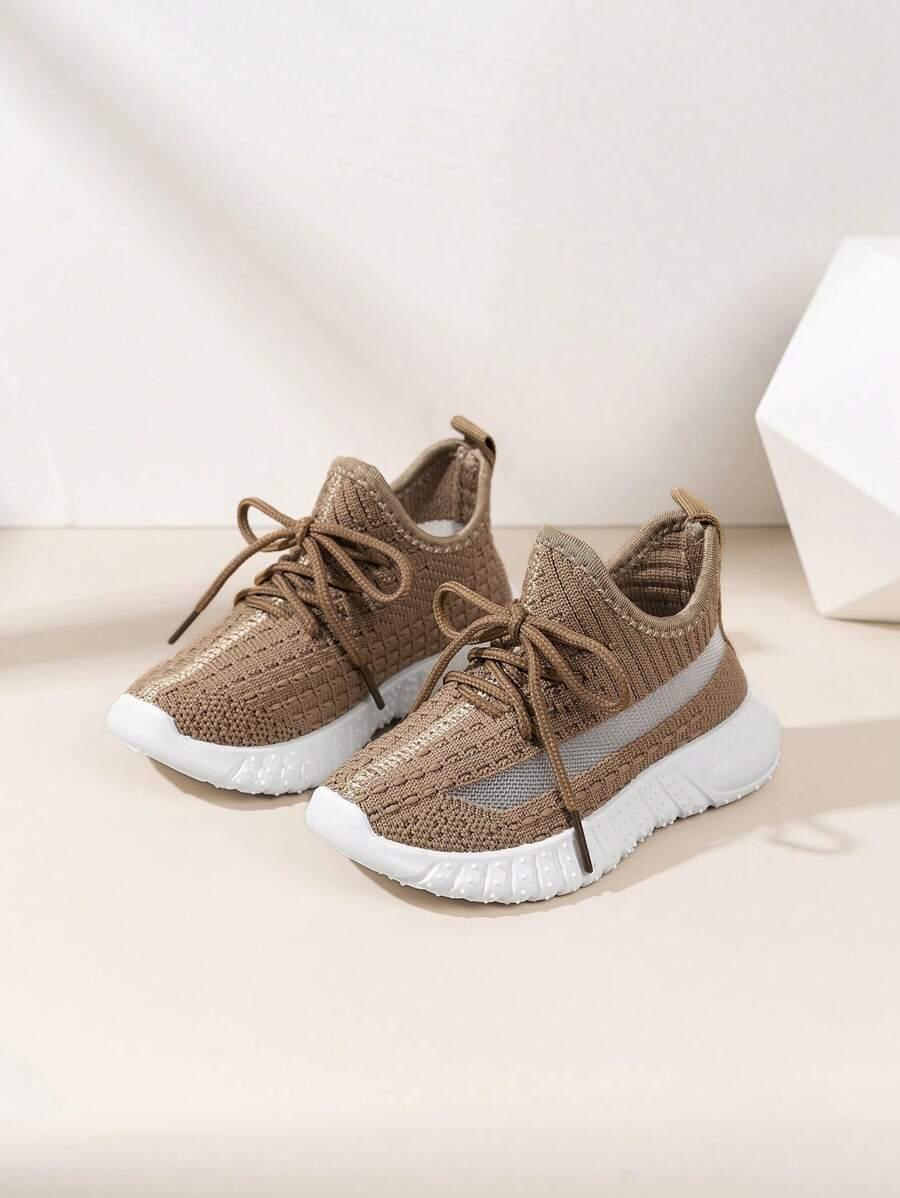 beżowe sznurowane buty sportowe