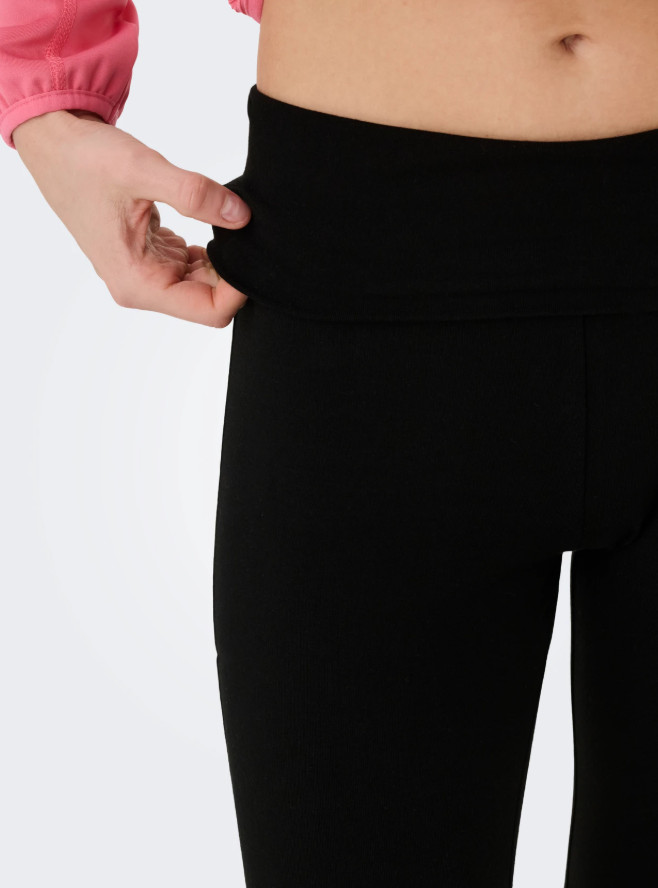 czarne klasyczne sportowe legginsy 3/4