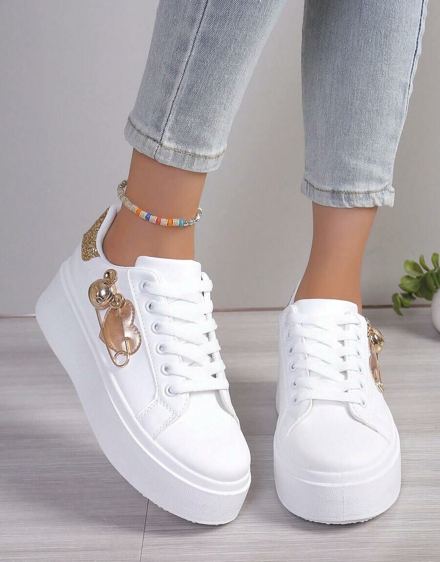 SZNUROWANE BUTY SPORTOWE