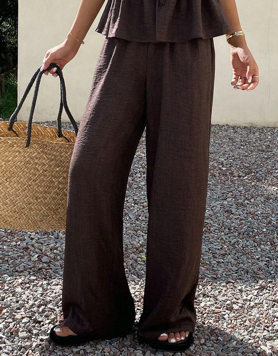 brązowe spodnie casual 