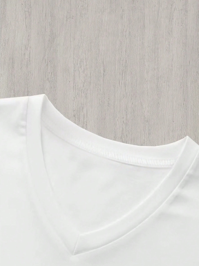 biała bluzka z krótkim rękawem v-neck