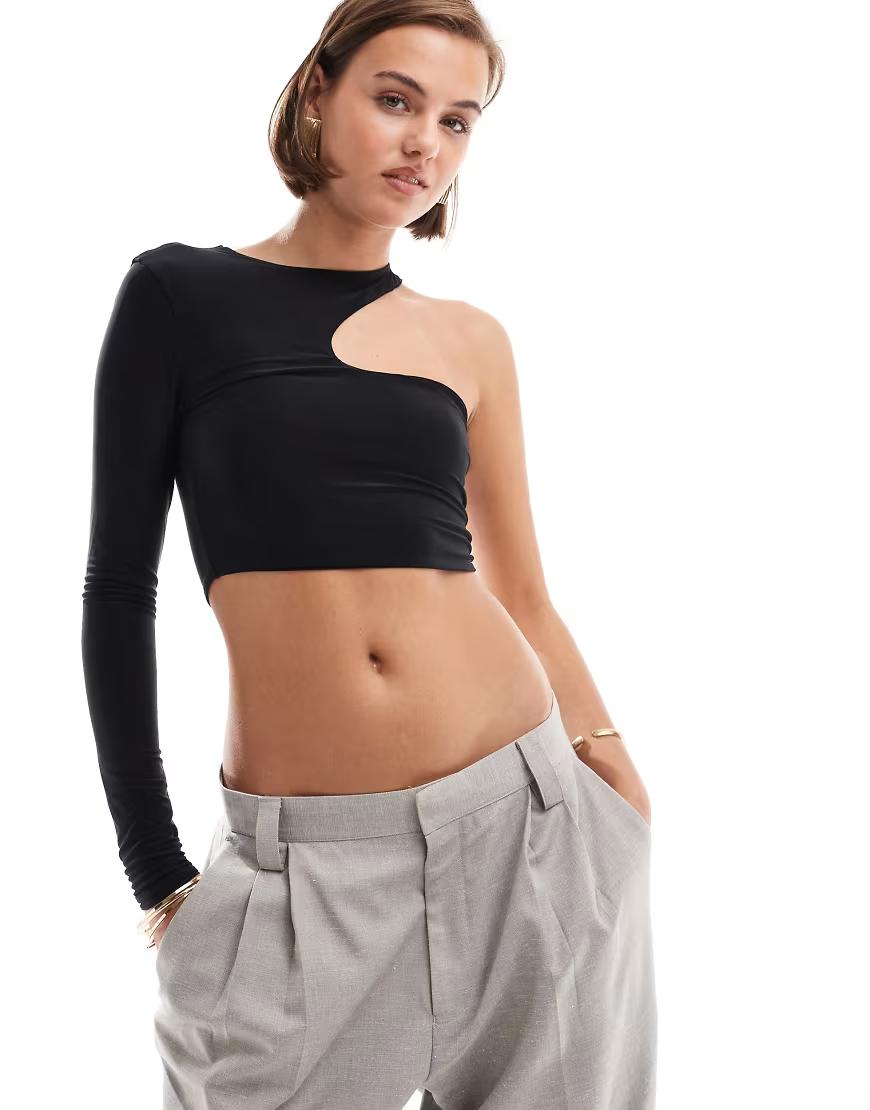 ASYMETRYCZNY CROP TOP