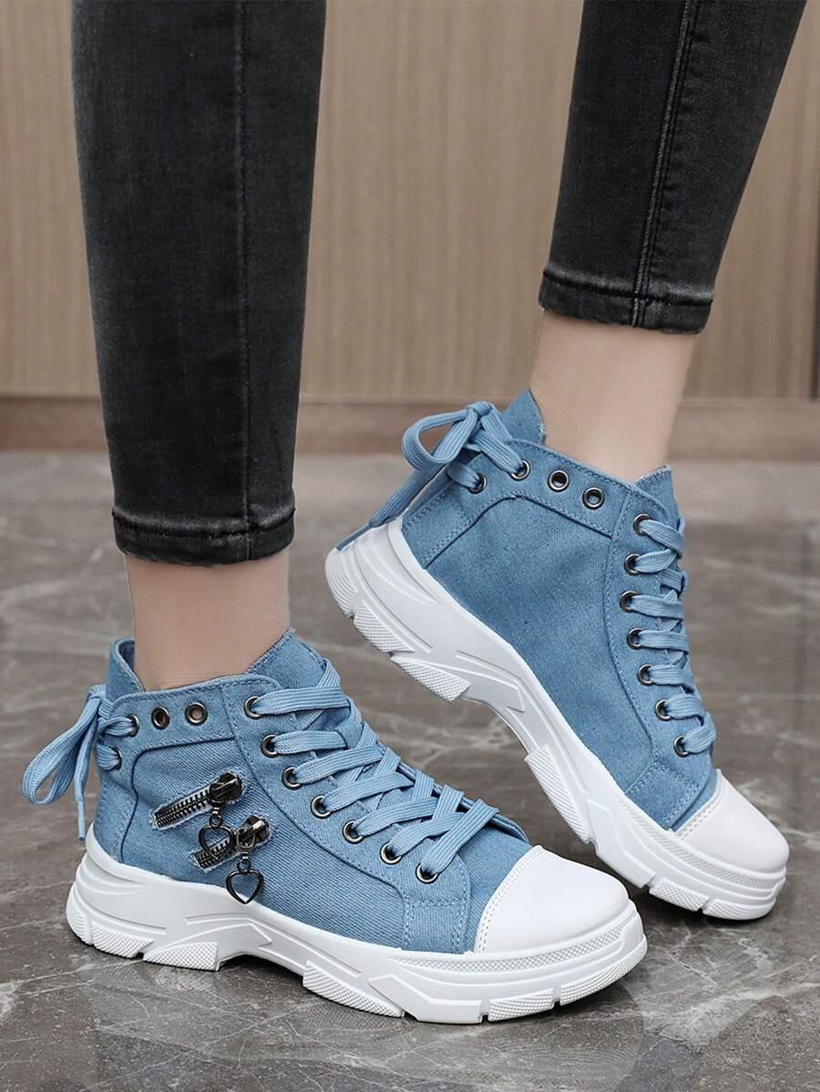 SZNUROWANE TRAMPKI JEANS
