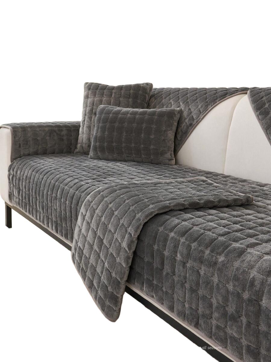 SZARA NARZUTA NA SOFĘ
