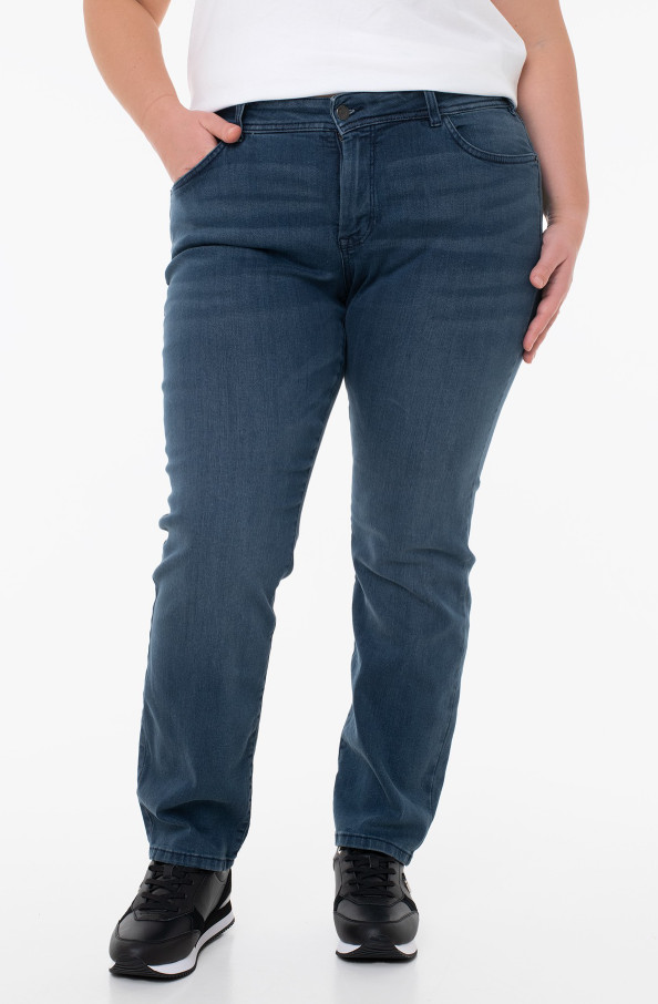 niebieskie spodnie jeans slim