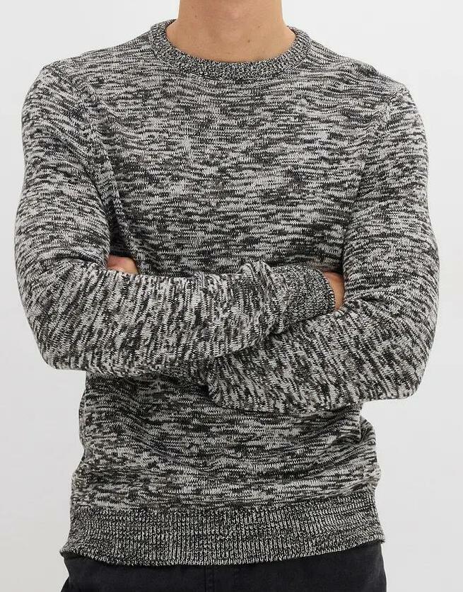 SWETER Z DŁUGIM RĘKAWEM