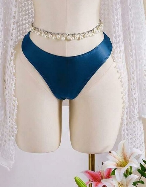 dół od bikini