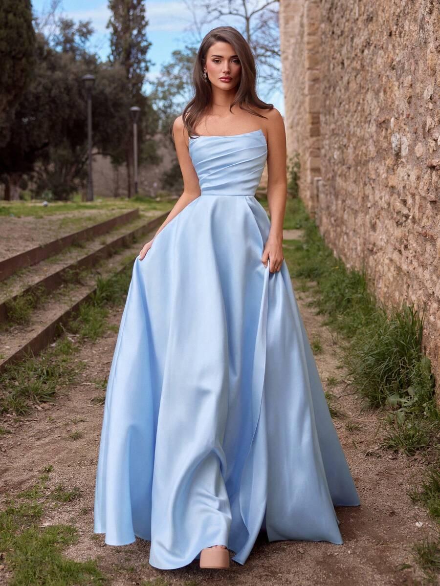 niebieska maxi sukienka