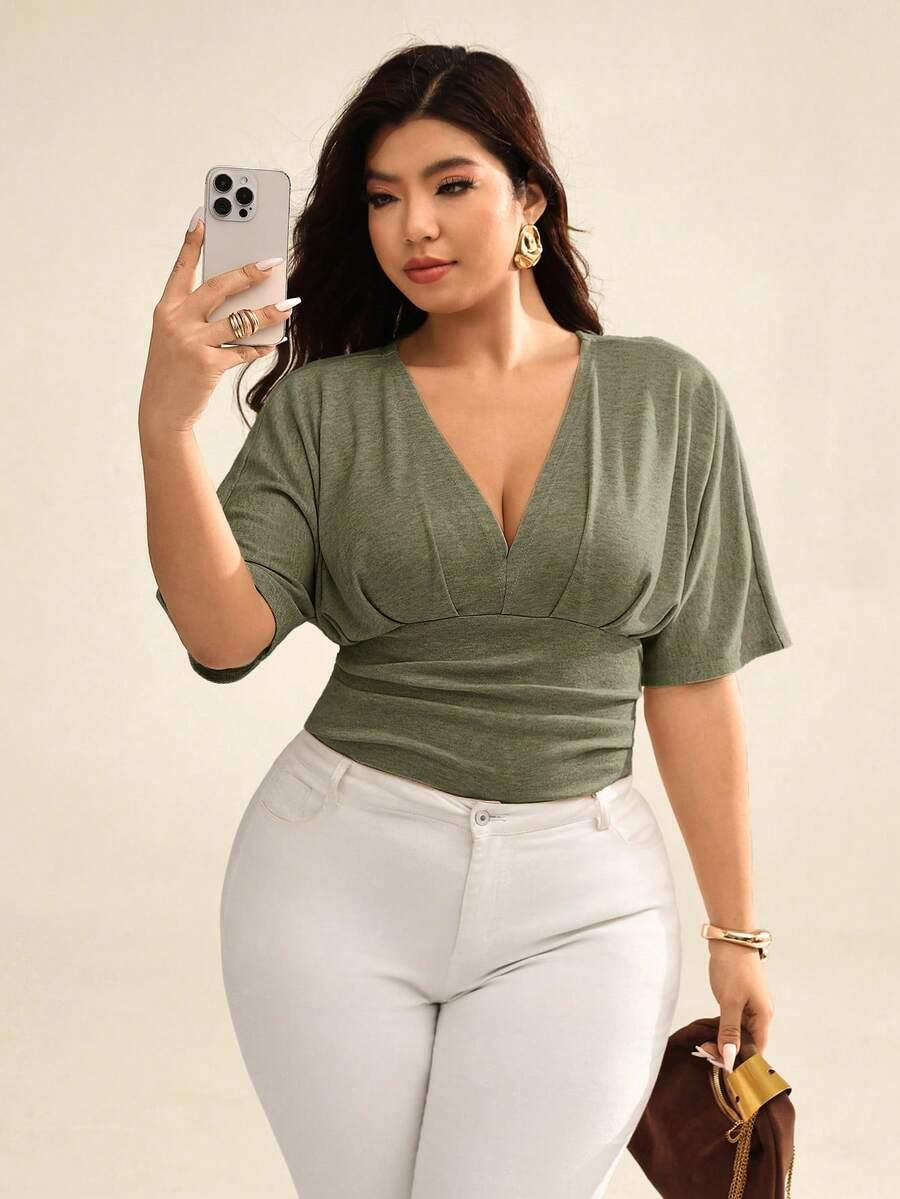 zielona bluzka v-neck