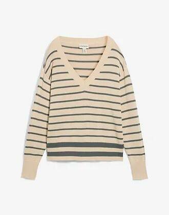 SWETER W PASKI