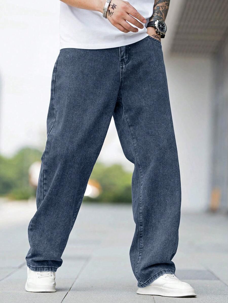 niebieskie spodnie jeans 
