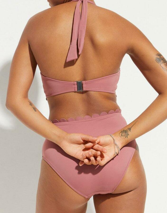 BIUSTONOSZ OD BIKINI 