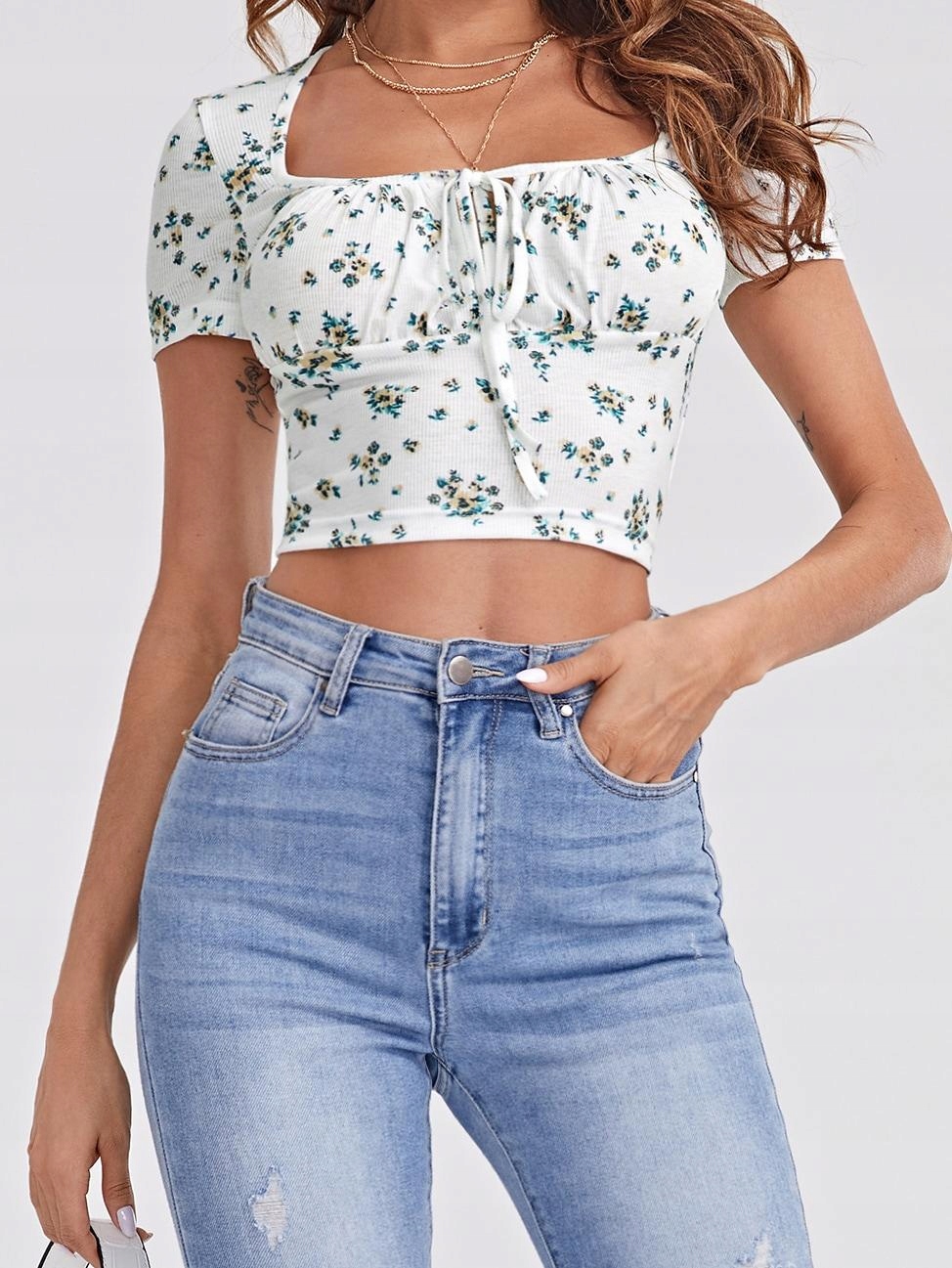 SHEIN TOP BIAŁY DOPASOWANY PRINT