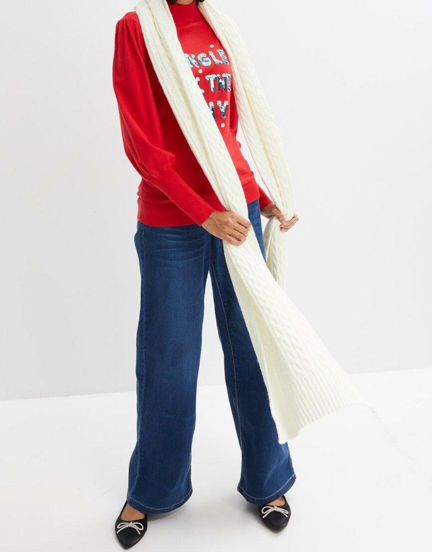 SWETER Z NAPISAMI