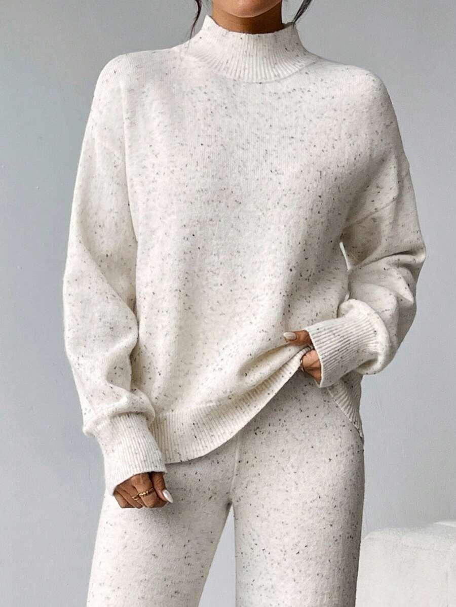 kremowy sweter półgolf