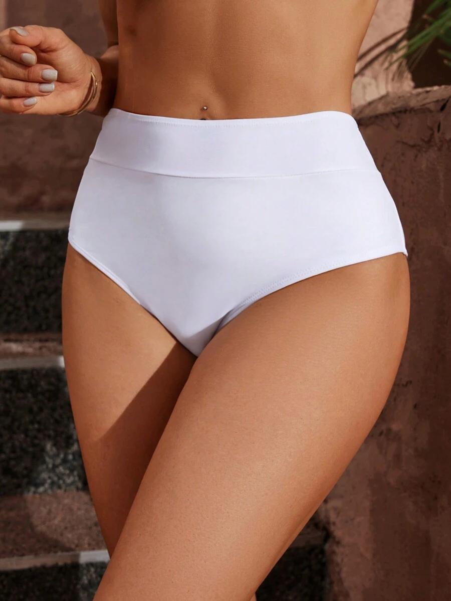 BIAŁY DÓŁ OD BIKINI MARSZCZENIE