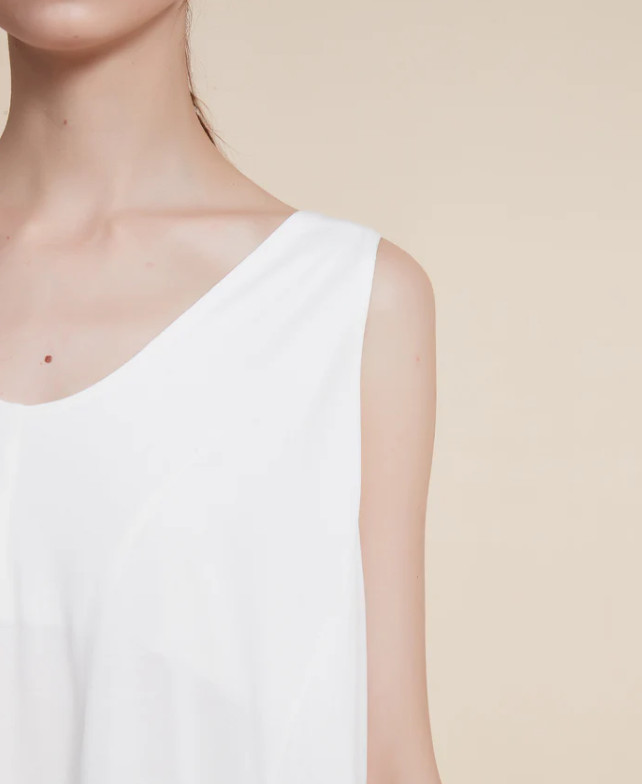 biały top v neck