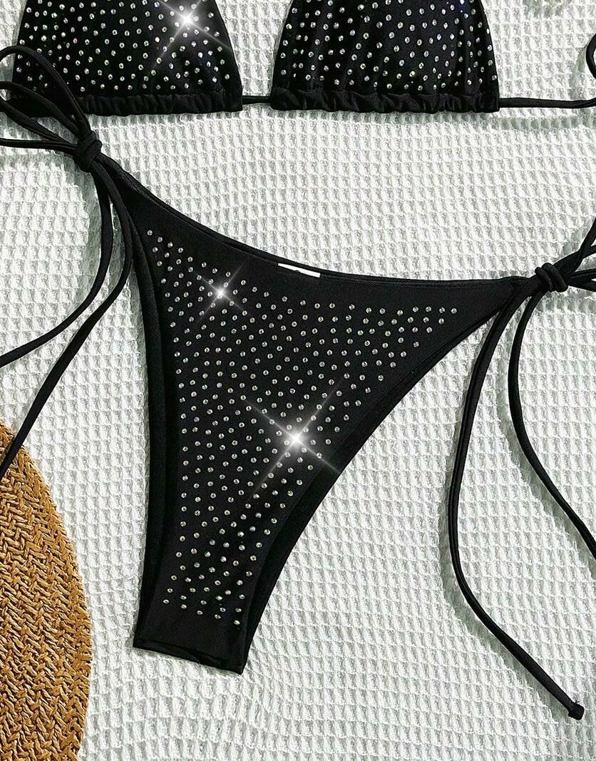 DÓŁ OD BIKINI