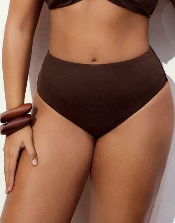 brązowy dół od bikini 