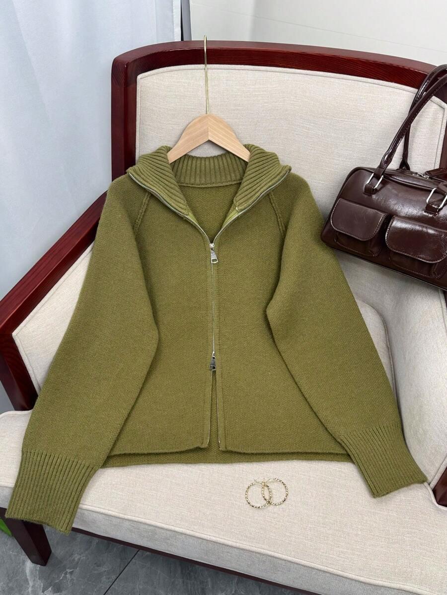 ZIELONY DZIANINOWY SWETER ZIP