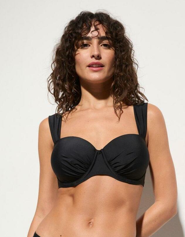 CZARNA GÓRA OD BIKINI 