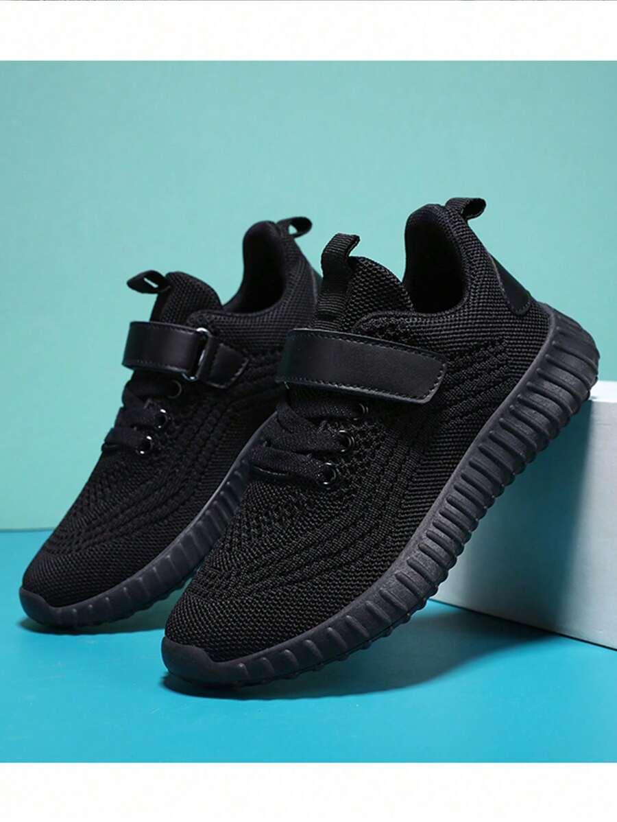 czarne sportowe buty